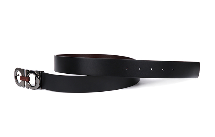Shop Ferragamo Reversible Black/Brown Bovine Leather Belt, 3.4CM Width 678783-0476363