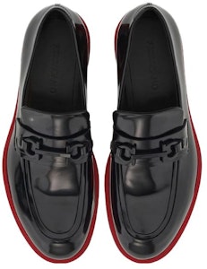 FERRAGAMO菲拉格慕 圓頭套腳 樂福鞋 男款 黑色 Shop FERRAGAMO菲拉格慕 圓頭套腳 樂福鞋 男款 黑色