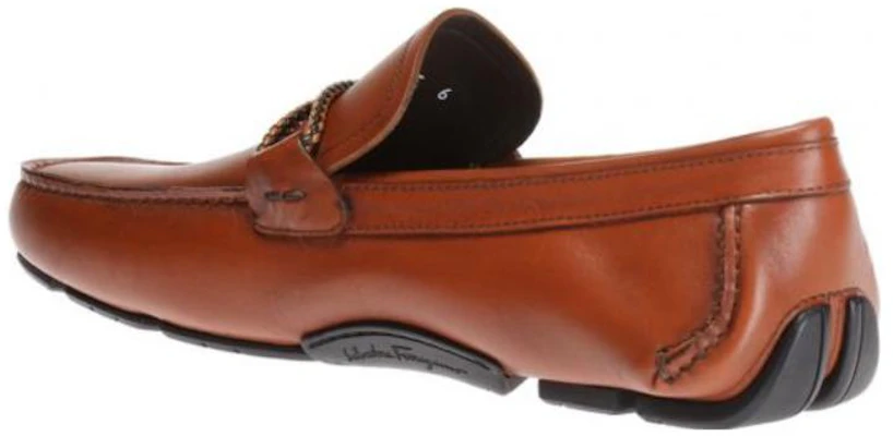 FERRAGAMO Salvatore Mokassins ''Braun'' 02A220-686047 Lookbook FERRAGAMO Salvatore Mokassins ''Braun'' 02A220-686047
