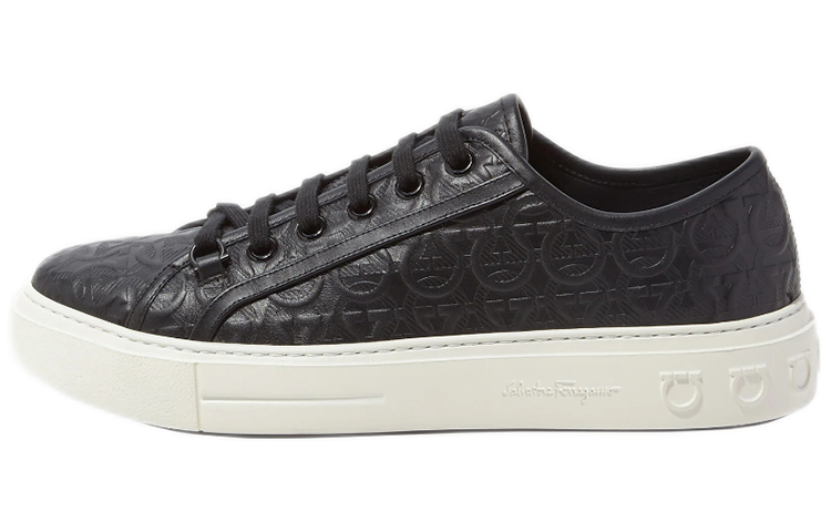 Buy FERRAGAMO Salvatore Gancini 'Kulit Sapi Hitam Bertekstur' 02C213-724489