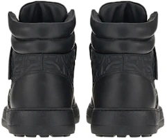 Shop FERRAGAMO菲拉格慕 Gancini 牛皮 高筒繫帶 時尚板鞋 黑色