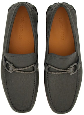 FERRAGAMO菲拉格慕 GANCINI錘紋 扣飾樂福鞋 男款 深灰色 Shop FERRAGAMO菲拉格慕 GANCINI錘紋 扣飾樂福鞋 男款 深灰色