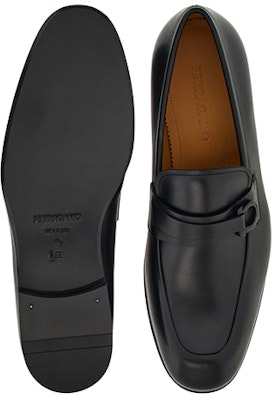 FERRAGAMO菲拉格慕 GANCINI 光滑 扣飾套腳 樂福鞋 男款 黑色 Shop FERRAGAMO菲拉格慕 GANCINI 光滑 扣飾套腳 樂福鞋 男款 黑色