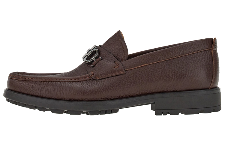 Buy FERRAGAMO菲拉格慕 Gancini 牛皮革 鉚釘 套腳 休閒鞋 男款 棕色