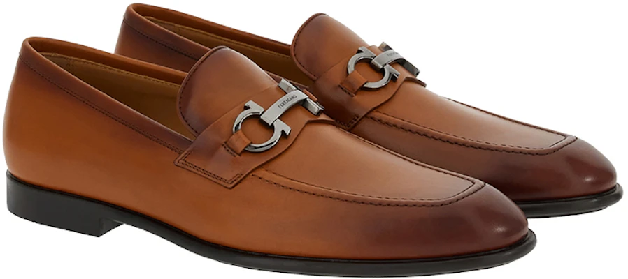 FERRAGAMO菲拉格慕 粒紋錘紋 套足 樂福鞋 男款 米色 Order FERRAGAMO菲拉格慕 粒紋錘紋 套足 樂福鞋 男款 米色