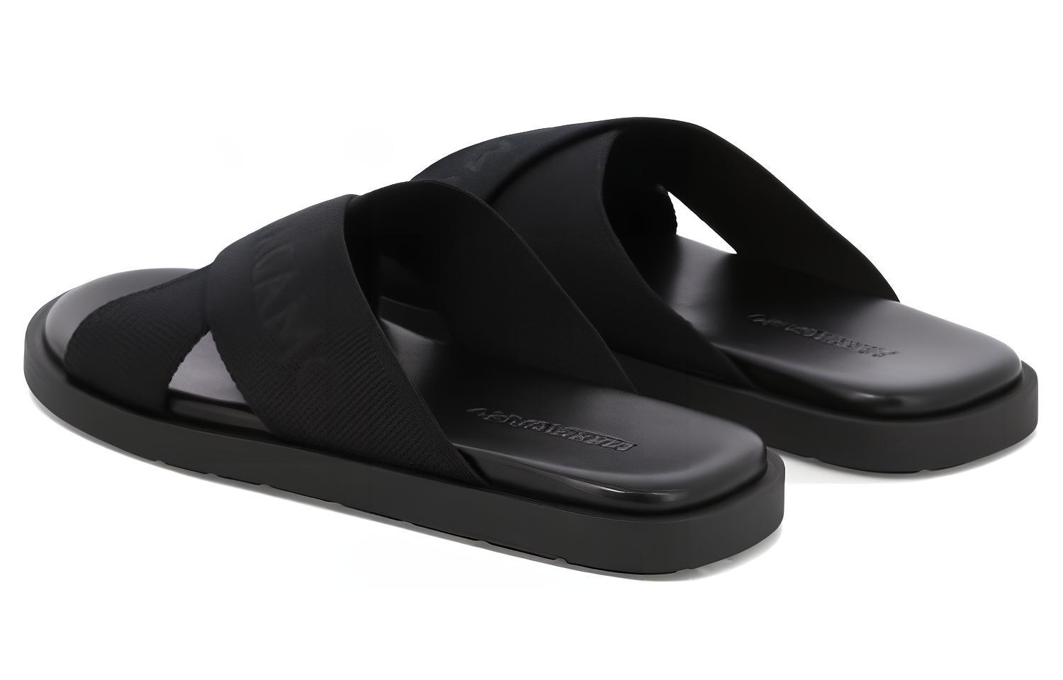 Lookbook FERRAGAMO Sandalia Slide 'Negra con Punta Abierta' 021675-763204