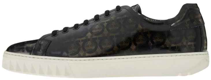 ferragamo-sneaker-light-grey-02-a888-749470