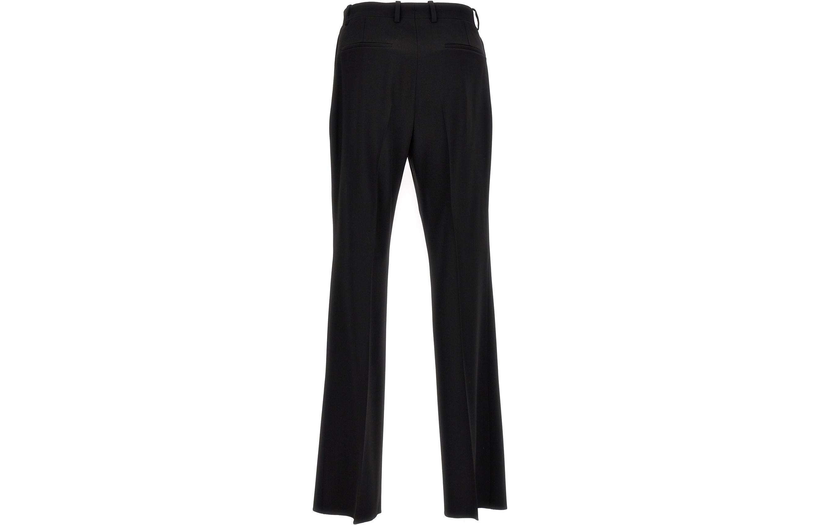 Lookbook FERRAGAMO SS23 黑色直筒休閒長褲 隱藏拉鍊設計 761820