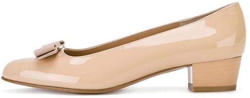FERRAGAMO Vara Patent Low-Heel Pump 'Apricot Bow' 017468-530039 FERRAGAMO Vara Patent Low-Heel Pump 'Apricot Bow' 017468-530039