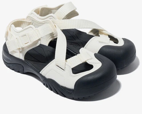 Fila 페이토 Sandals White/Black/White 11001SM02602H120 Order Fila 페이토 Sandals White/Black/White 11001SM02602H120