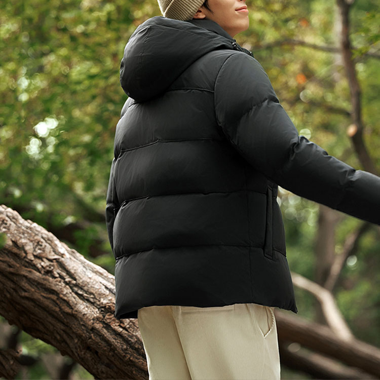 FILA  Black Down Jacket with Logo Embroidery Casual Style. F11M248906F-BK 圖 4