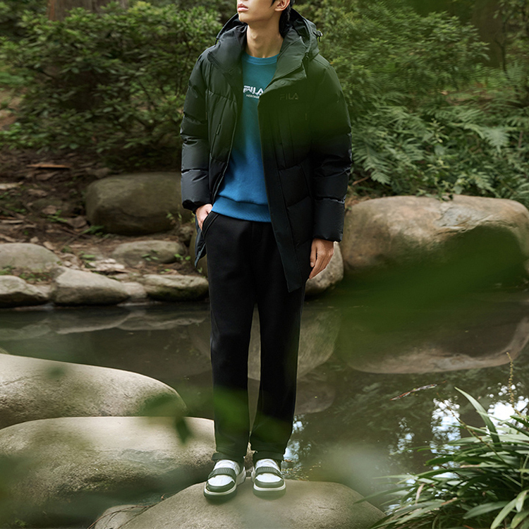 FILA  Black Quilted Long Hooded Down Jacket for Casual Warmth. F11M248903F-BK 圖 4