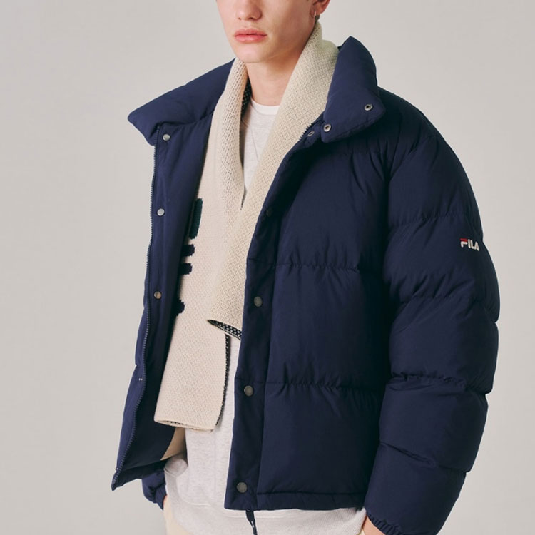 Cheap FILA Jaket Puffer Biru dengan Bordir Logo dan Ritsleting FS2DJE4801X-INA