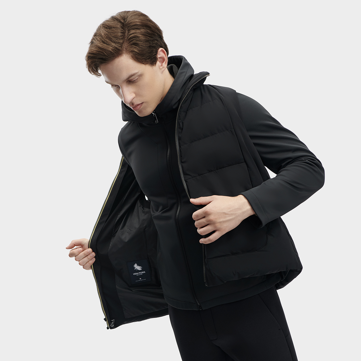 Sizing FILA Jaket Kasual 3-in-1 Down - Jet Black. F11M342912FBK