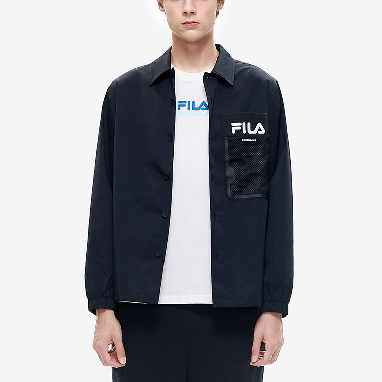 Shop FILA カジュアル ブラック ポロ シャツ ジャケット ロゴデザイン付き. F11M229402F-BK