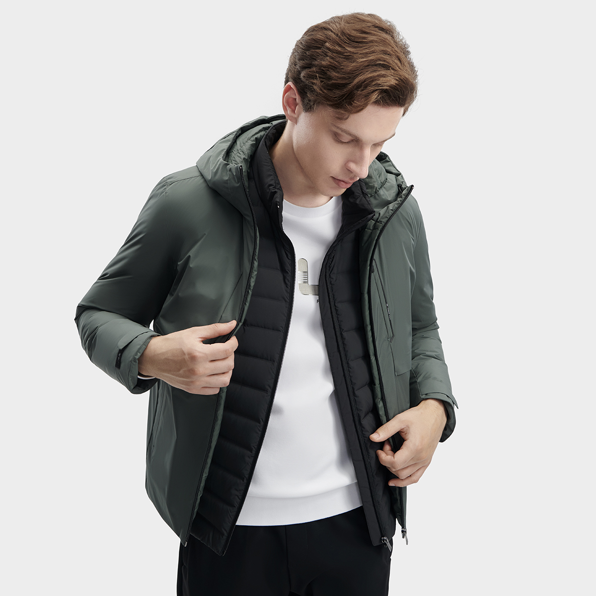 Sizing FILA Jaket Down Berhud Ringan Kasual Hangat. F11M342911F-GN