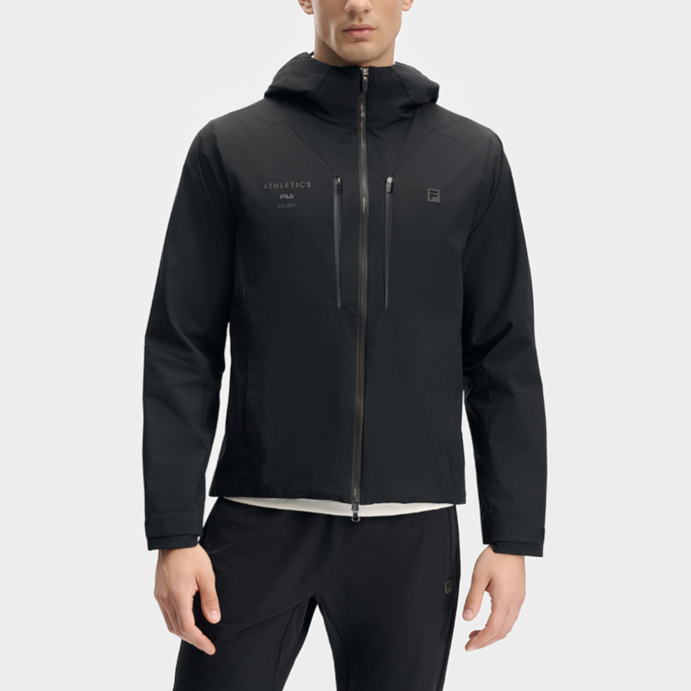Shop FILA 户外健身耐用连帽夹克 - 黑色. A11M441708F-BK