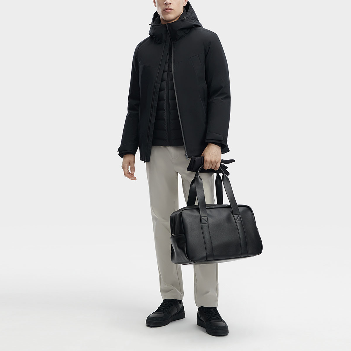 FILA  Solid Black Long Down Jacket with Hood Casual Style. F11M342903F-BK 圖 7