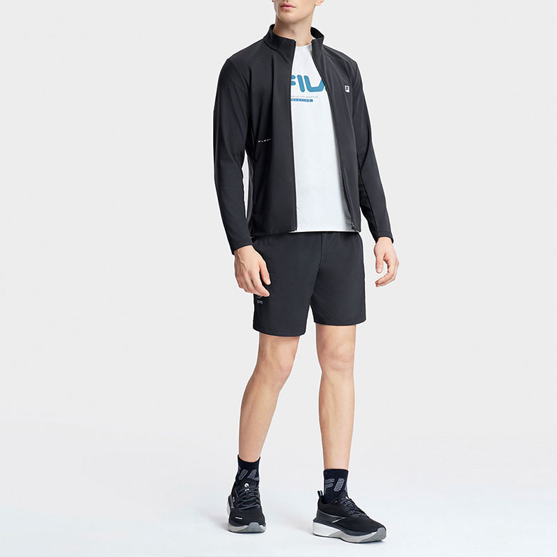 Sizing Chaqueta de Punto FILA con Logo Sólido y Cuello Alto en Negro Intenso. A11M331502ABK