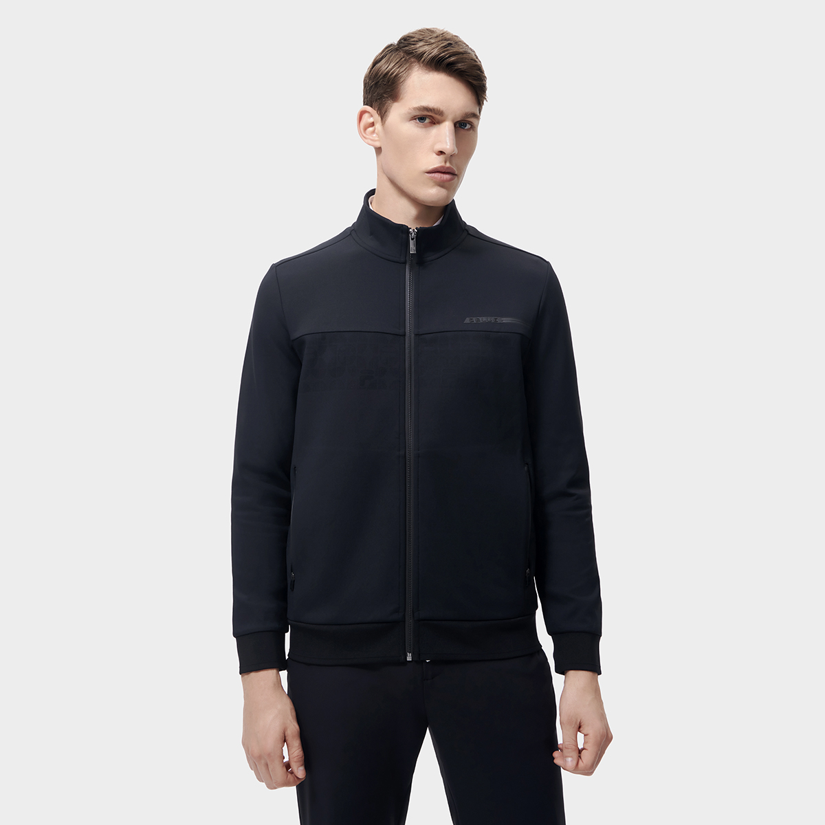 Shop FILA ソリッドジップアップジャケット ブラック. F11M312501F-BK