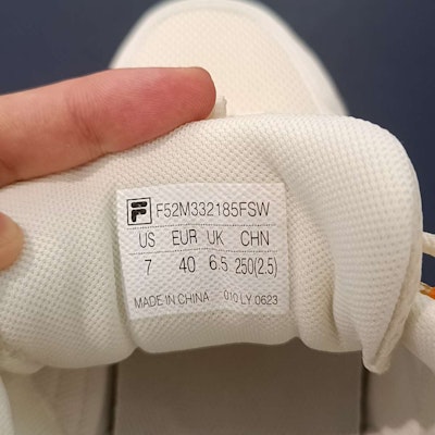 FILA 'Zheng Feng Zhe Retro' F52M332185FSW Order FILA 'Zheng Feng Zhe Retro' F52M332185FSW