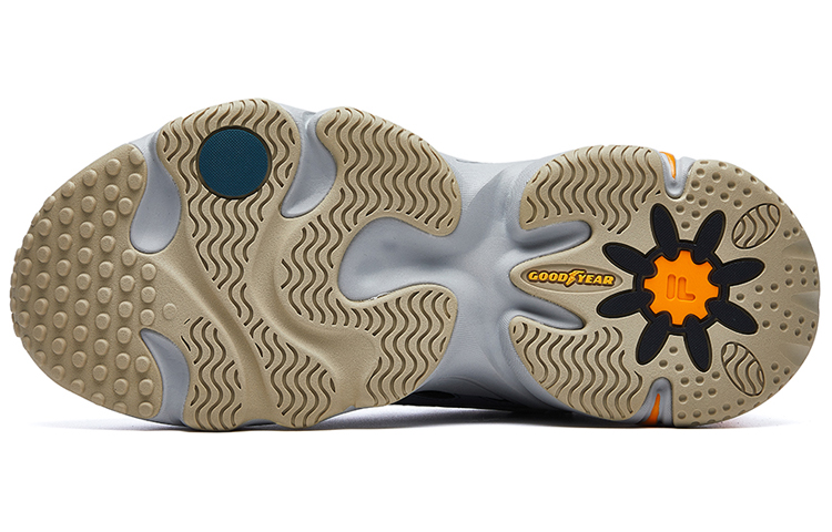 Shop FILA FUSION斐乐潮牌 Ade 复古 低帮 跑步鞋 男款 灰藍