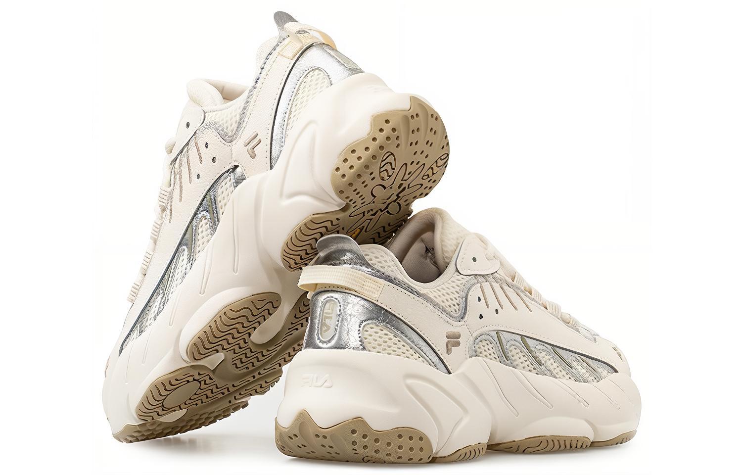 Lookbook 휠라 아데 빈티지 화이트/실버 T12M031106FGA