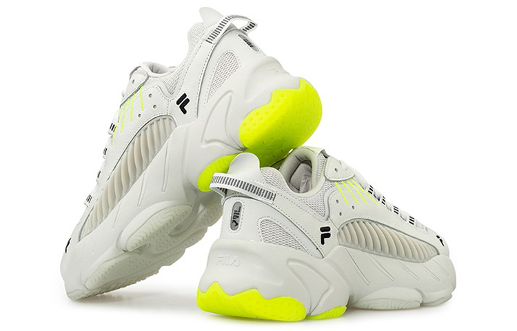 Lookbook 斐乐潮牌 Fila Fusion Ade 复古跑鞋 白黃