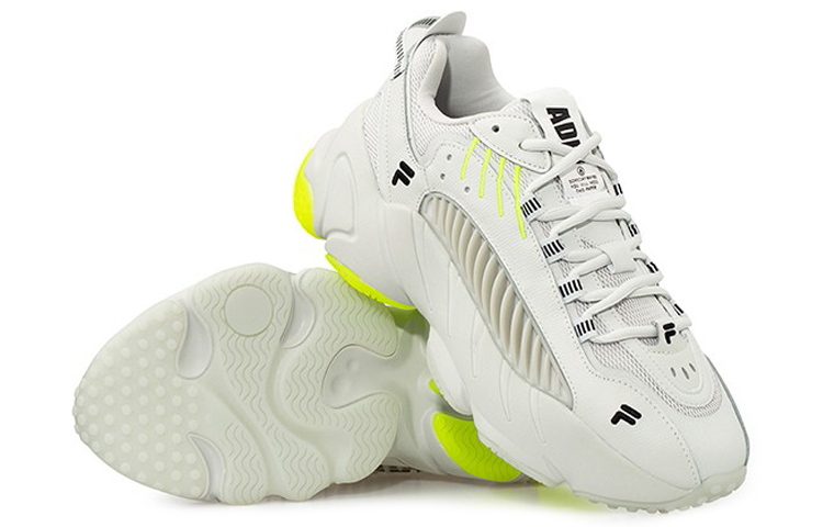 Shop 斐乐潮牌 Fila Fusion Ade 复古跑鞋 白黃