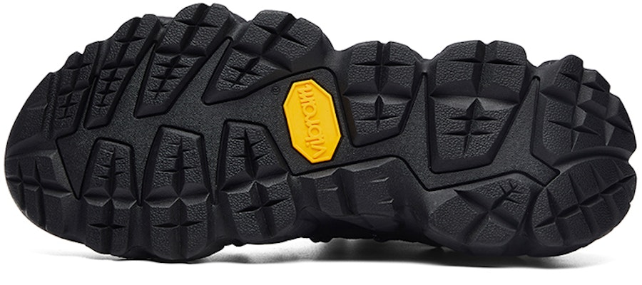 FILA Apennines High Hitam A12M044713FBK Purchase FILA Apennines High Hitam A12M044713FBK