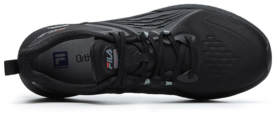 FILA Sepatu Latihan Atletik 'Triple Hitam' A12M212109FBA Lookbook FILA Sepatu Latihan Atletik 'Triple Hitam' A12M212109FBA