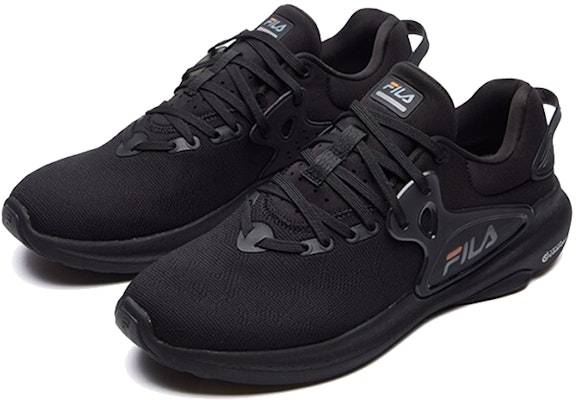 FILA Athletics Low 'Triple Black' Zapatillas Negras A12M112105FTS Lookbook FILA Athletics Low 'Triple Black' Zapatillas Negras A12M112105FTS