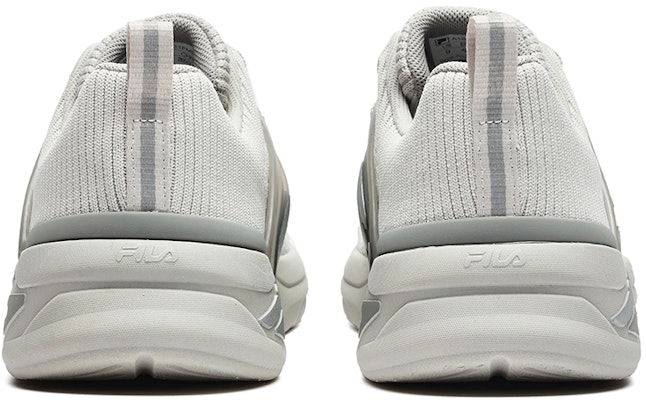 Fila 斐乐 Athletics Mind 5 健身訓練鞋 白灰 月球撞擊 Shop Fila 斐乐 Athletics Mind 5 健身訓練鞋 白灰 月球撞擊