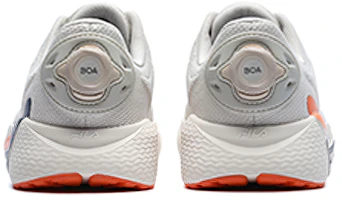 Shop Fila 斐樂 Athletics Mind Boa 有氧健康訓練鞋 香檳色