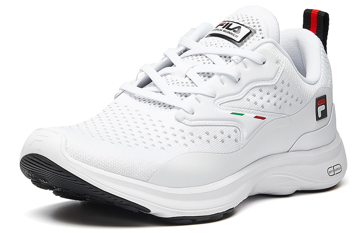 Lookbook 斐樂 Fila 白色運動跑步鞋