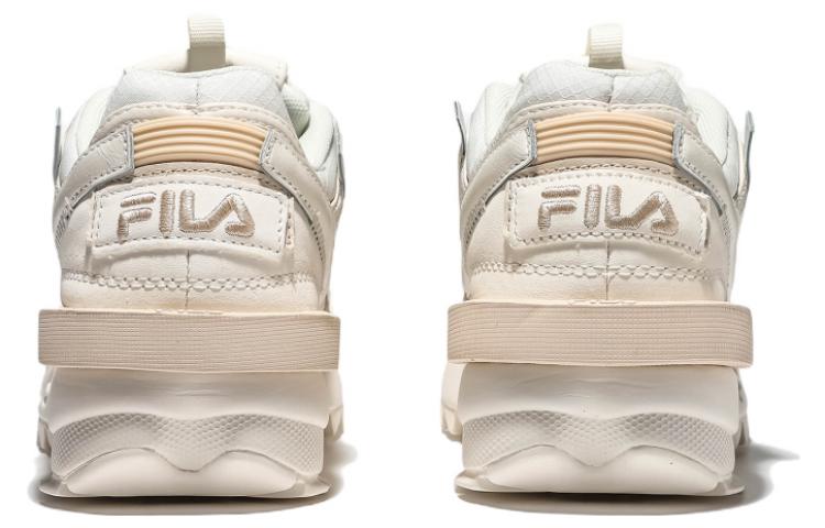 Shop FILA Barneys New York x Disruptor 2 'Putih Korea' 5XM01776E_100