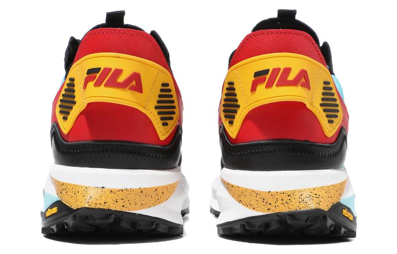 Shop FILA Barneys 纽约 x T-1 复古'蓝白黄'鞋 1RM02015E_424