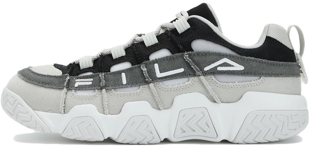 斐乐Barricade篮球鞋 白灰黑色 T12M333201FVA Buy 斐乐Barricade篮球鞋 白灰黑色 T12M333201FVA