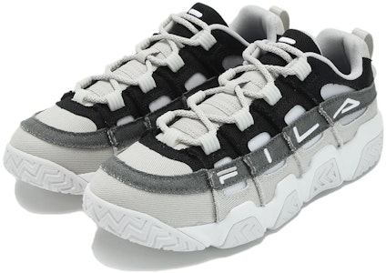 斐乐Barricade篮球鞋 白灰黑色 T12M333201FVA Lookbook 斐乐Barricade篮球鞋 白灰黑色 T12M333201FVA