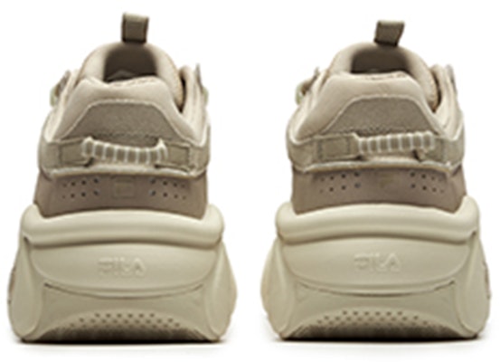 Sepatu FILA Barricade Low 'Coklat Putih' F12M211121FSF Lookbook Sepatu FILA Barricade Low 'Coklat Putih' F12M211121FSF
