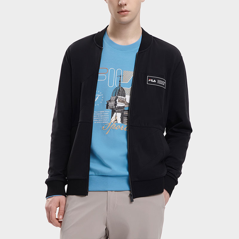 Shop FILA黑色针织夹克带标志补丁休闲款式 F11M338501ABK
