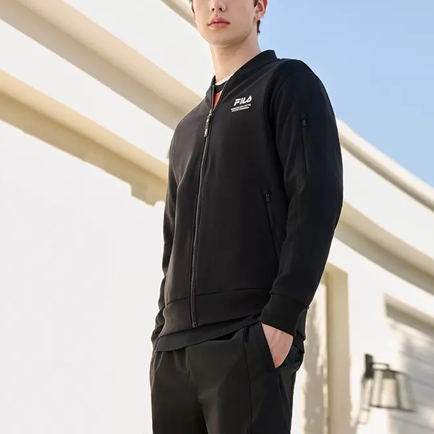 Purchase FILA 黑色印花外套 - 運動休閒系列 F11M319503F-BK