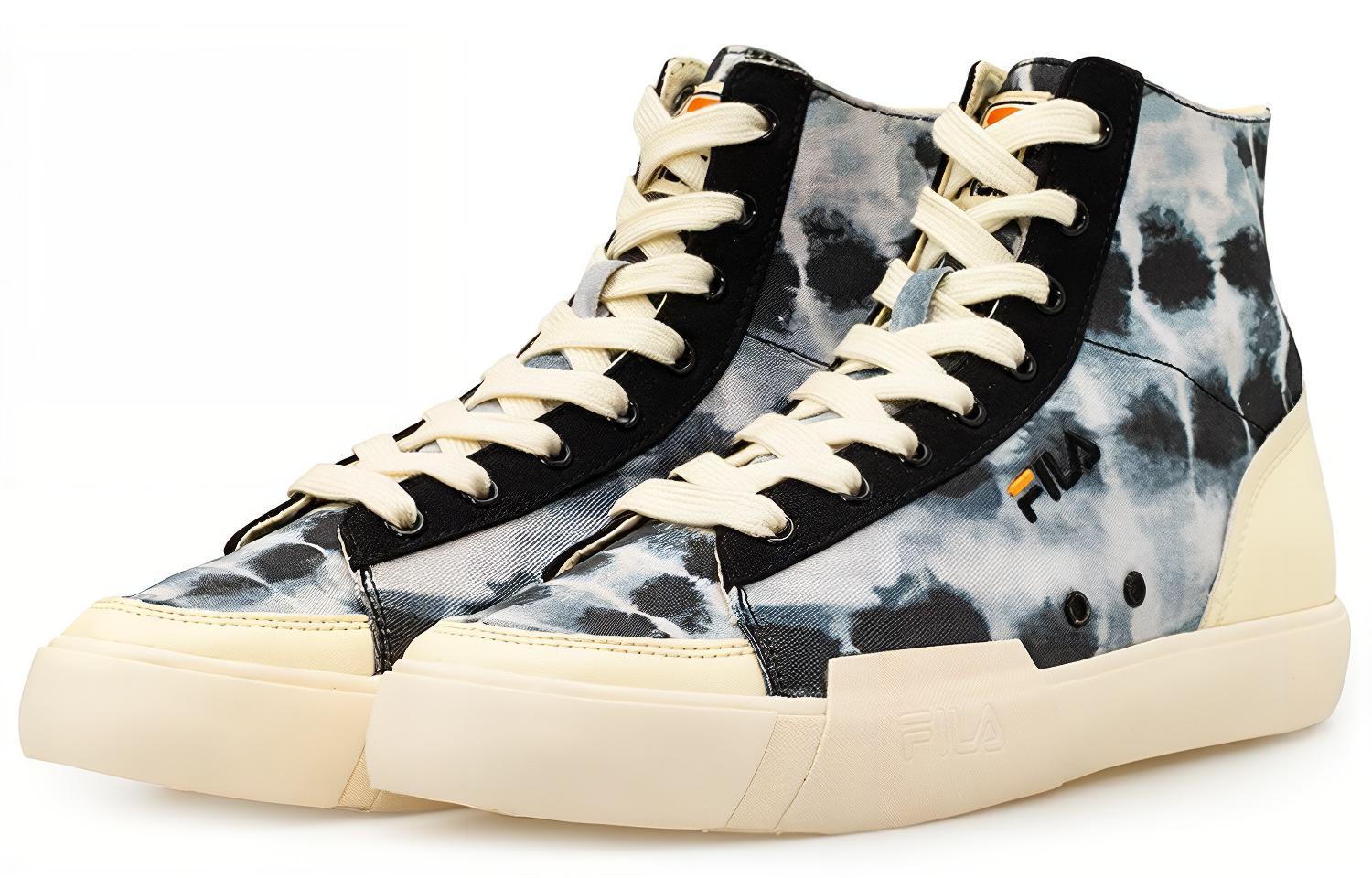 Lookbook 휠라 블록 하이하이 캔버스 블랙/화이트/블루 T12M034404FTY