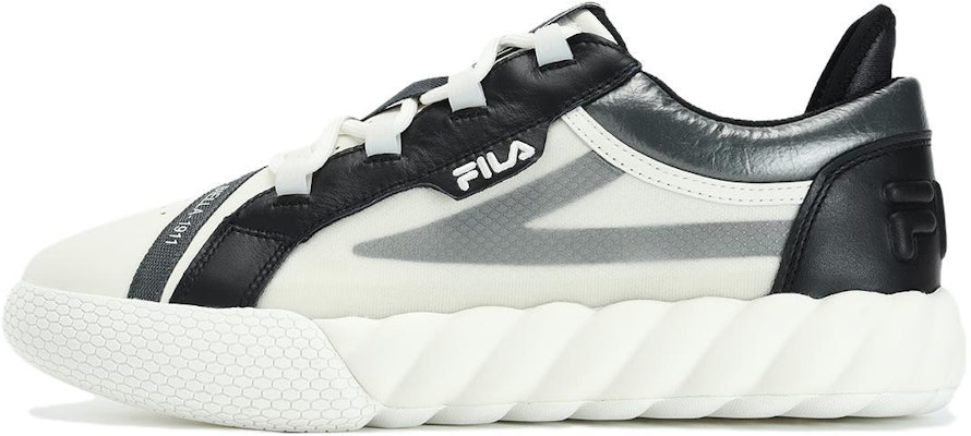FILA Campos Low 'Putih Kelapa Hitam' F12M333201FCB Buy FILA Campos Low 'Putih Kelapa Hitam' F12M333201FCB
