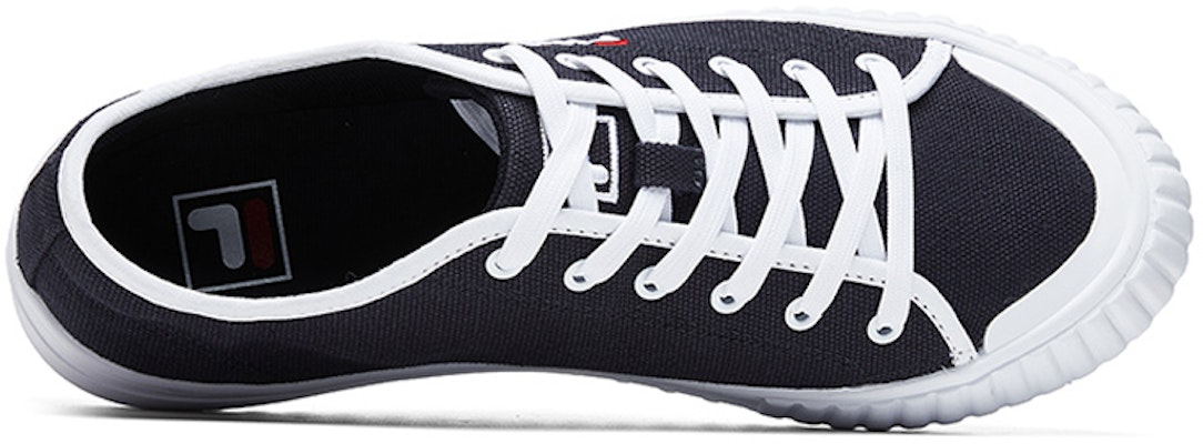 FILA Canvas Sneakers Black/White F52M014404FNV Lookbook FILA Canvas Sneakers Black/White F52M014404FNV