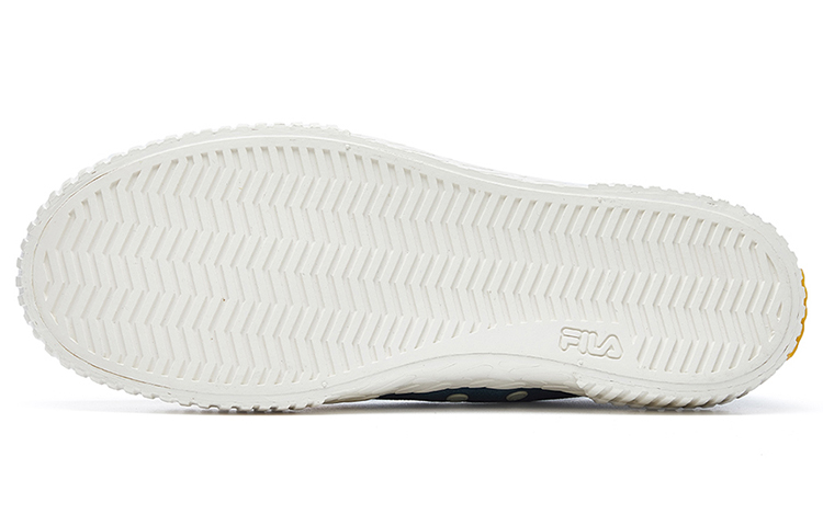 Details for FILA カーブロウ キャンバス 緑 (FILA Kaabu Rou Kyanbasu Midori) T12M024404FAD
