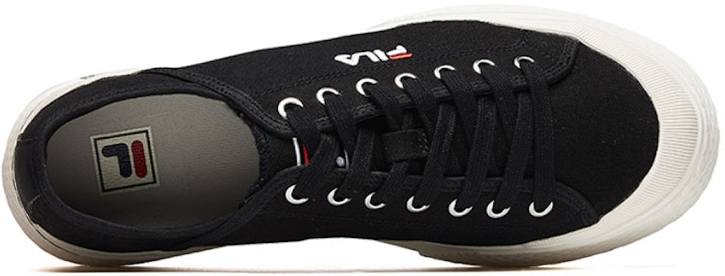 Sepatu Sneakers Kasual FILA Hitam F12M024417FBK Lookbook Sepatu Sneakers Kasual FILA Hitam F12M024417FBK