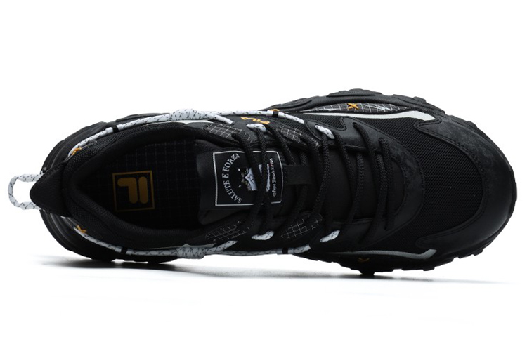 Shop Sneakers FILA Chunky Nere F12M124153FBK