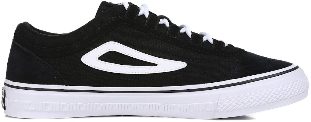 FILA Classic Boarder OG 'Hitam Putih' F11011013 Order FILA Classic Boarder OG 'Hitam Putih' F11011013