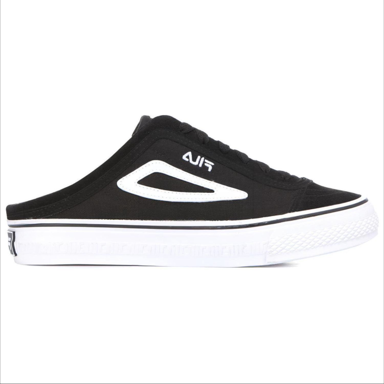 Order FILA Classic Boarder OG Zapatillas de Ocio Negras. 1XM01131_021